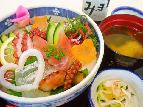 ルマーダ 道の駅 三原 神明の里