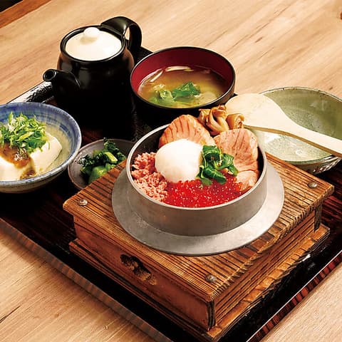 釜めし まんてん 草津湯畑 弐番館