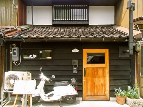 カフェ 新店 高岡