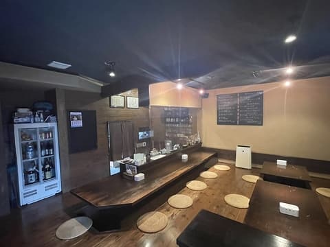 呑み食い処 らくや