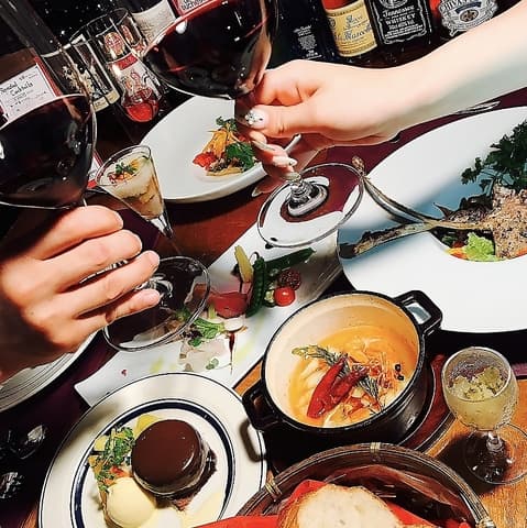 Dining&Bar CURIOUS キュリアス