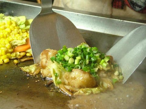 鉄板酒家 食 Qoo くう