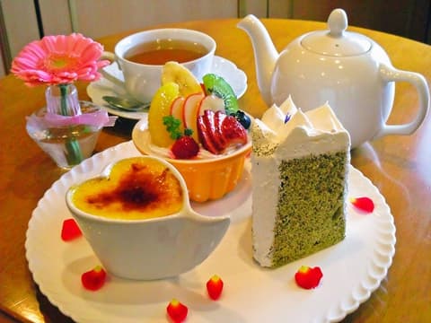 ケーキ&ティールーム シェリール
