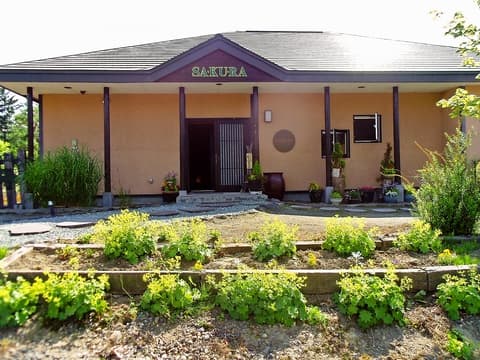 ギャラリー・カフェレストラン SA・KU・RA