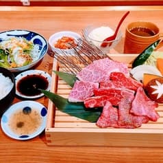 焼肉 けむり山賊 2