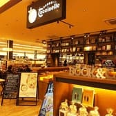 ブックカフェ コシニール MORIOKA TUTAYA内 3