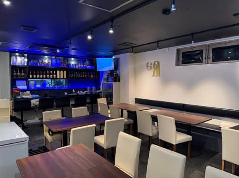 SHWE Myanmar&Asian Dining シュカ