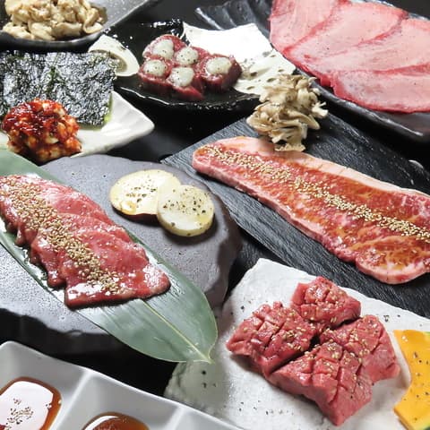 焼肉ダイニングTOM トム