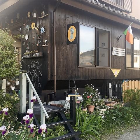 マンマピッコラ