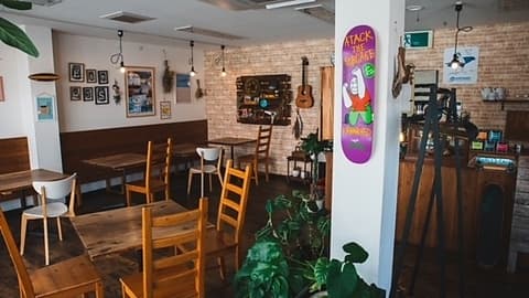 アーリーズカフェ