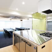 パティア西新橋店 3