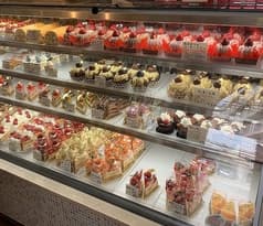 フランス菓子 アンプリュース 2