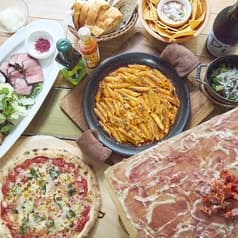 ワインの酒場ディプント天神西通り店 2