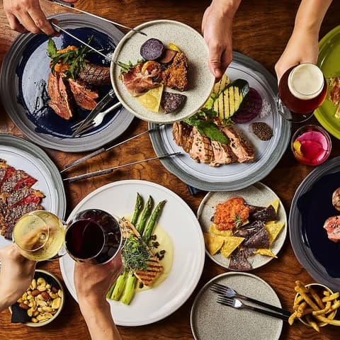 グラフィックグリルアンドバーGraphic Grill & Bar