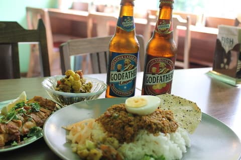 インディアンストリートフード&スパイスカレー FISH