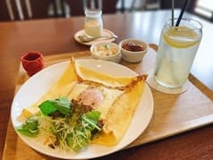 Cafe&Dining maple maple カフェアンドダイニング メイプル メイプル 2