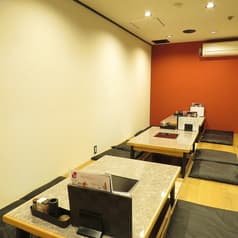 炭火炙り肉 康 やす 片町店 2