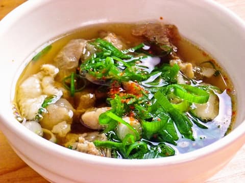 ホルモン つつ井