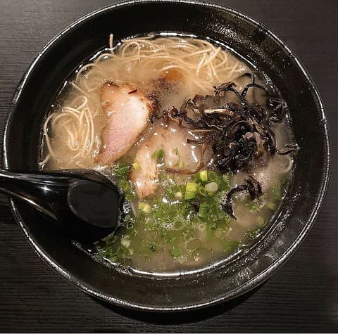 麺 にし村