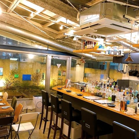 屋根裏dining キツネヤ