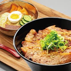 カルビ丼と冷麺　やま丼　ザ・モール仙台長町店 2