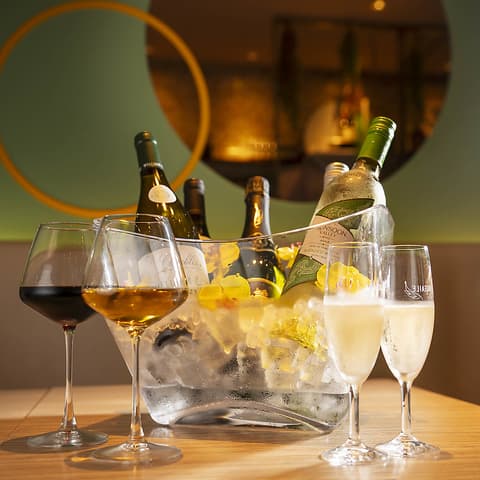 バジル 丸の内パレスビル店