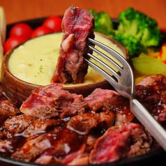 カフェ&ダイニングバル Unreal 2