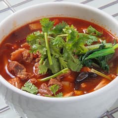 【個室あり　ネオン系中華×居酒屋】　ラッキー酒場　刀削麺　高田馬場店 2