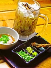 稲庭風うどん玉や にんにくさらだ 2