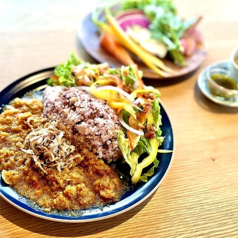 CAFE TOIRO カフェ トイロ