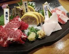 馬刺し 居酒屋 2