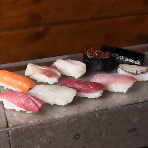 立喰い目黒寿し