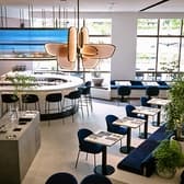 CAFE & BAR B ビー 3