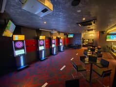 B-GARAGE 梅田茶屋町店 2