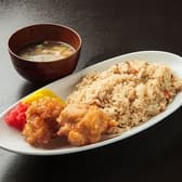 ドライブイン鳥 マークイズ福岡ももち店 3