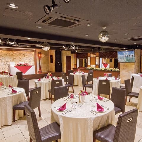 グレースバリ 新宿本店