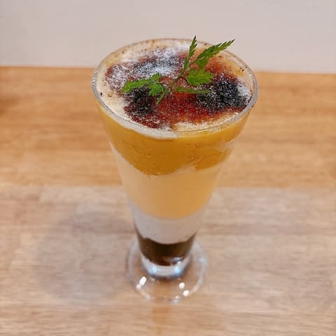Cafe & Bar ヒトトセ