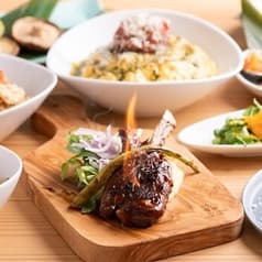 Neo Traditional Diner テッパンダイナーネオトラ 2