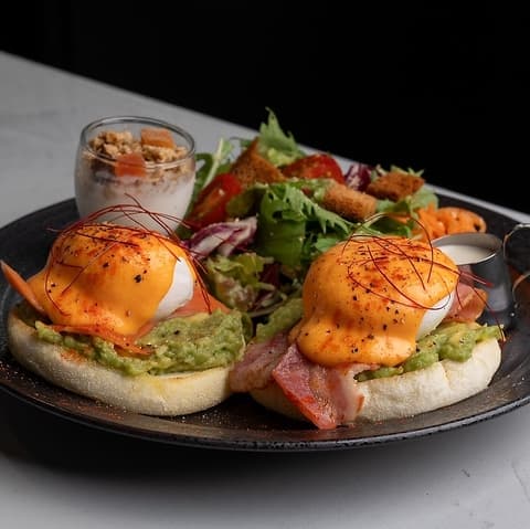 MAZE CAFE NAMBA マゼカフェ ナンバテン