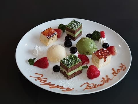 地餐地笑 しゅん菜