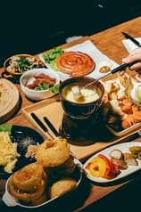 SUNDOG DINING サンドッグ ダイニング 2