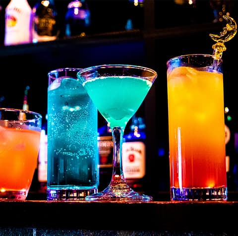 Bar moon walk 蒲田駅前店