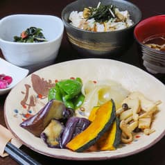 喫茶&食事処 わらく 2