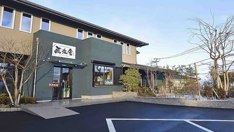 カフェレストラン 萬來舎