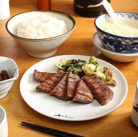 牛たん炭焼 利久 ドンキホーテ仙台駅前店