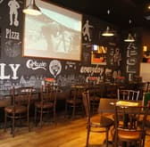 PIZZERIA BAR NAPOLI ナポリ 甲府中央 3