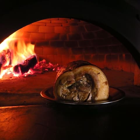 Pizzeria SALUTE ピッツェリアサルーテ