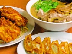ラーメン中華食堂新世 出来野店 2