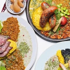 炭焼きお肉とスパイスみとなる 2