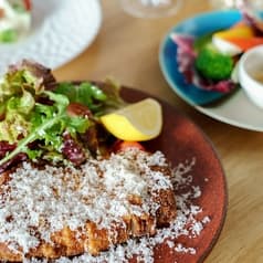 RESTAURANT & BAR VERY レストランアンドバーベリー 2